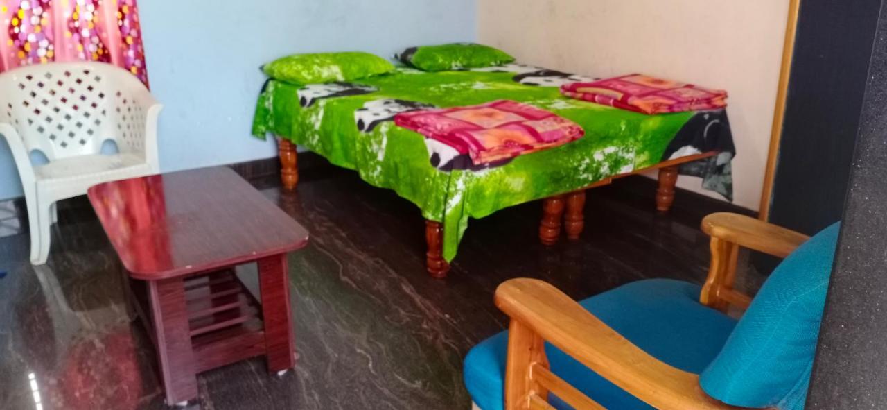 Rathna Home Stay Hampi Exterior foto